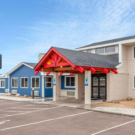 アメリクイン バイ ウィンダム ニュー リッチモンド New Richmond エクステリア 写真